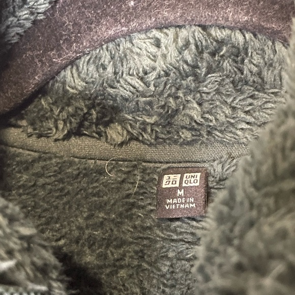 Dark green fluffy zip up jacket.​​​​​​ - Picture 4 of 6